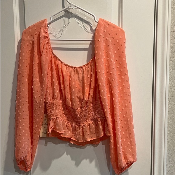 Elegant Peach Blouse with Ruffle Detail - Picture 2 of 3